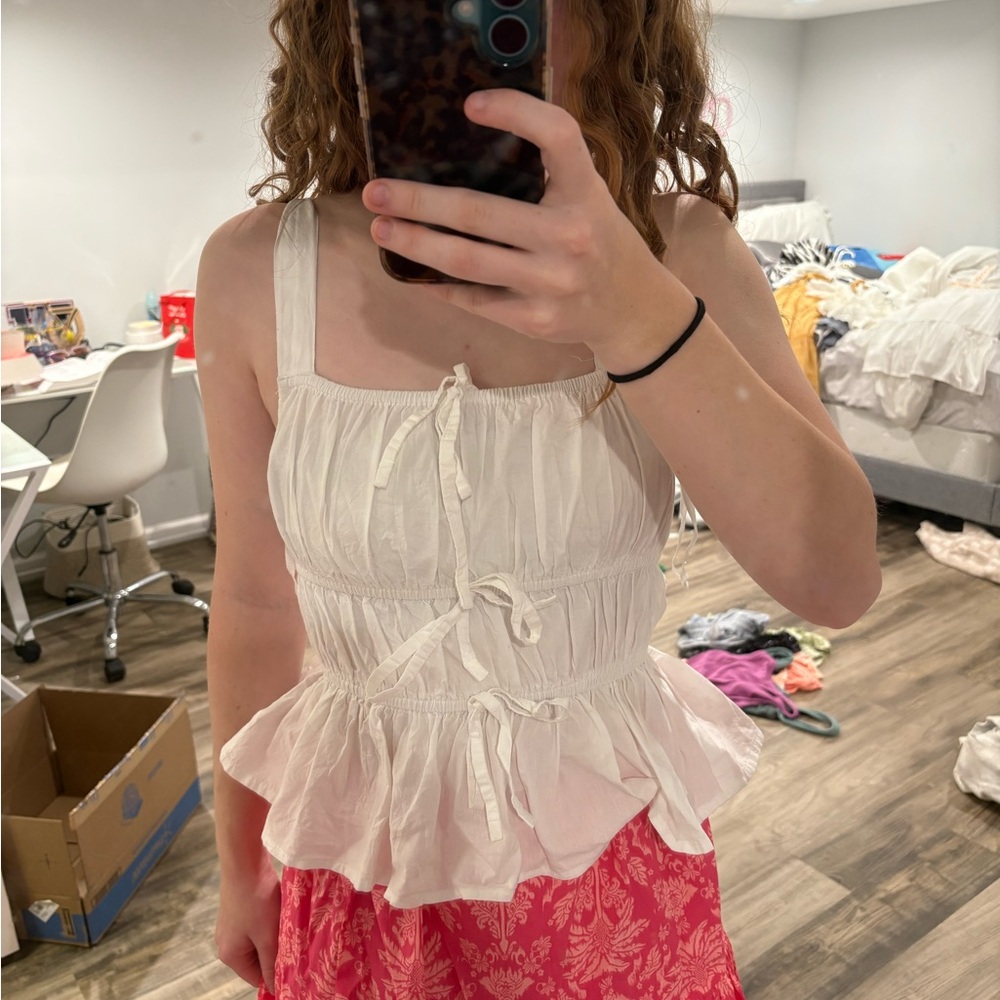 White Sleeveless Ruffle Top - Picture 2 of 4